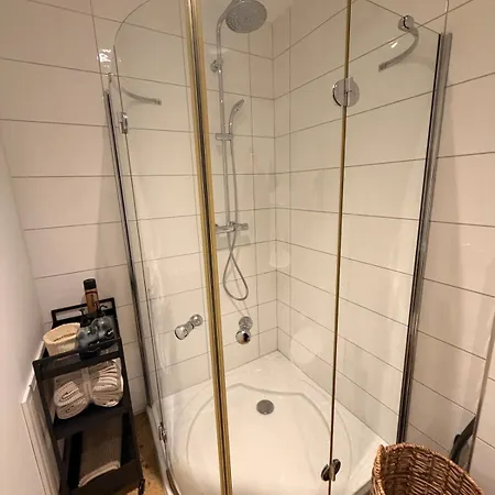 Gaestehaus Am Privatsee Biederitz